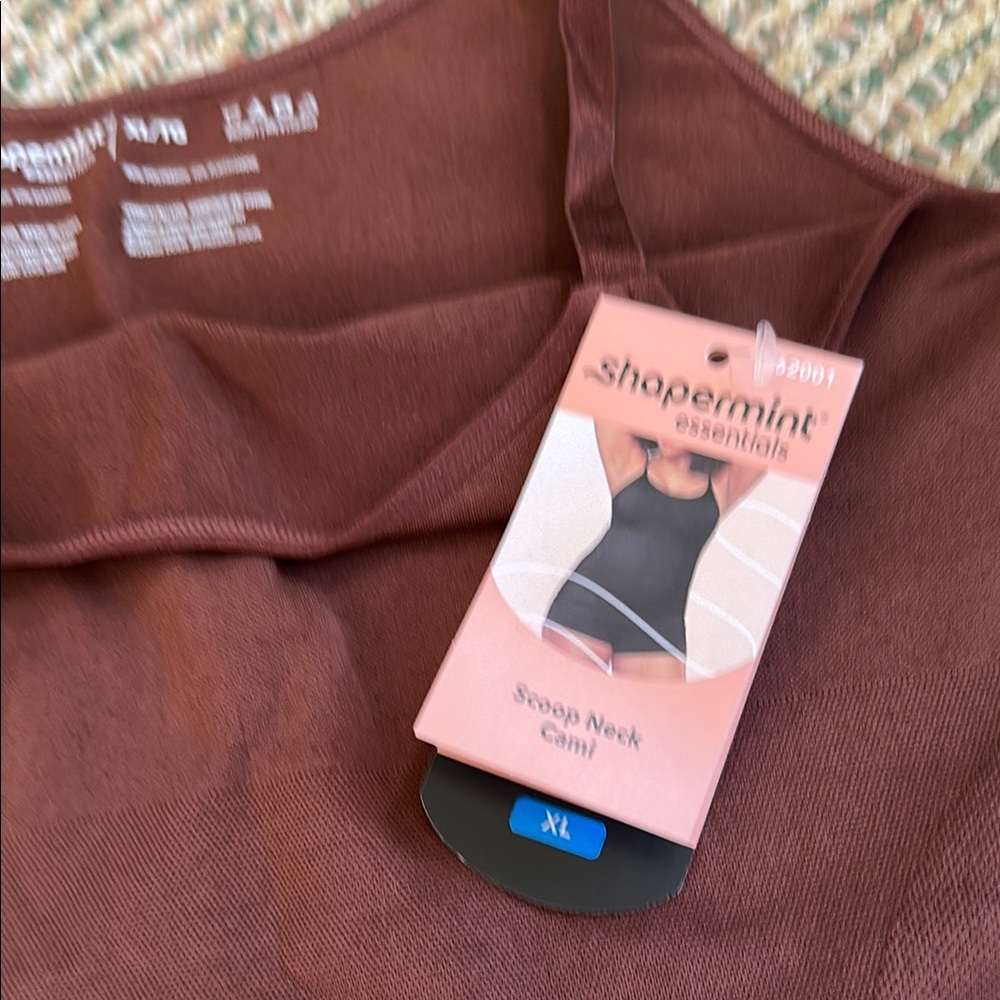 Shapermint Brown Scoop neck Fitted tank top NWT - Picture 4 of 11